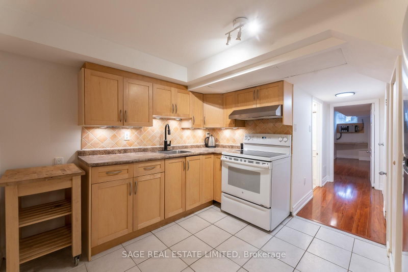 BASEMENT - 38 Osler Street