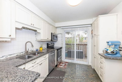 3525 Brandon Gate Drive • #17 • Mississauga, ON photo 9