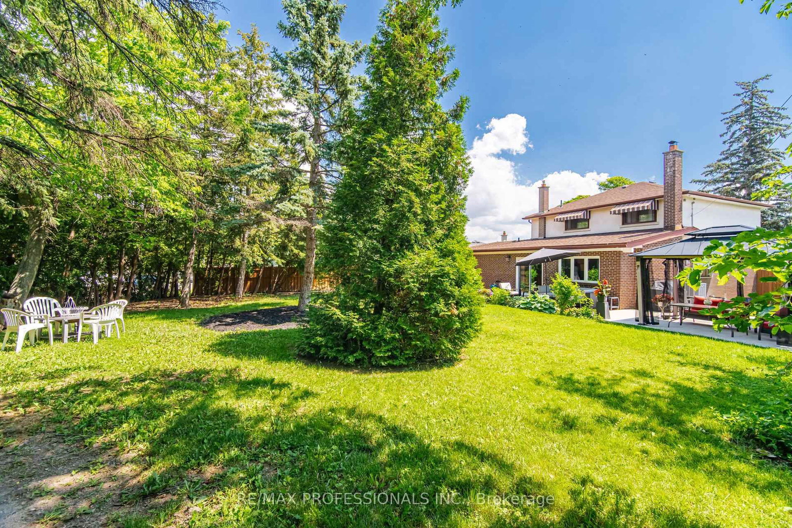 74 Ringway Crescent • Toronto, ON photo 42