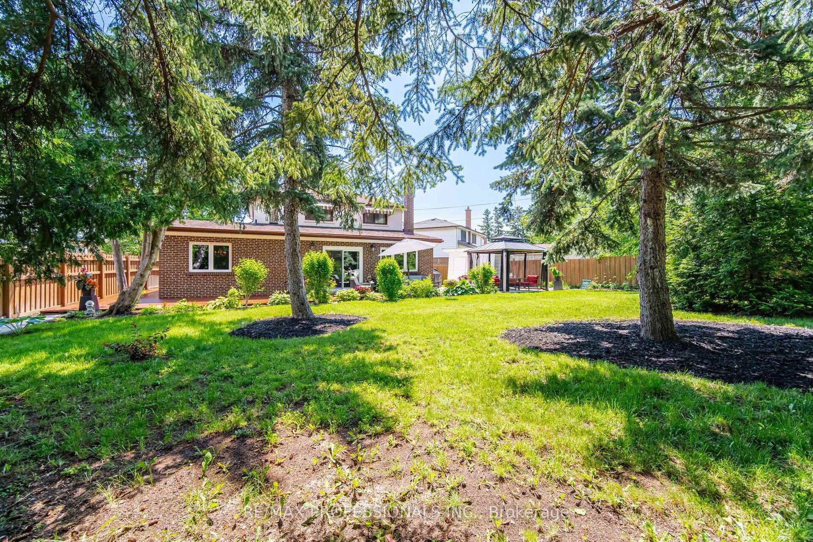74 Ringway Crescent • Toronto, ON photo 43
