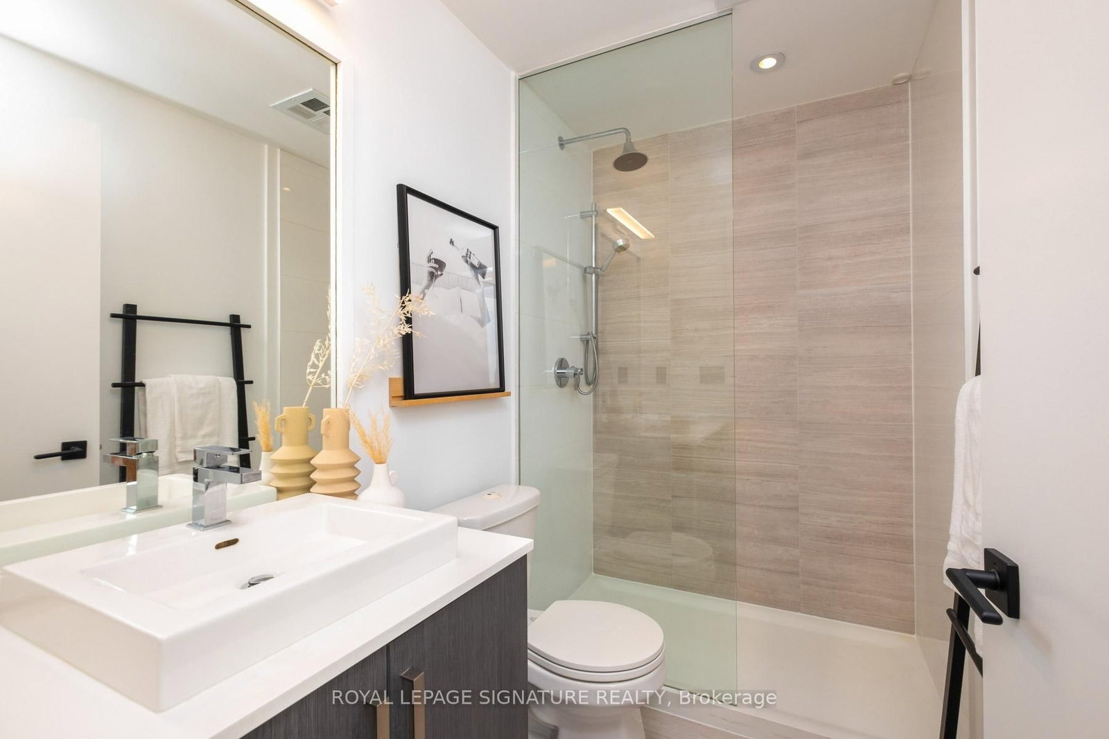36 Howard Park Avenue • #610 • Toronto, ON photo 17