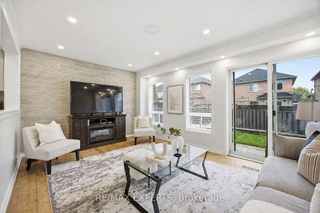 40 Dills Crescent