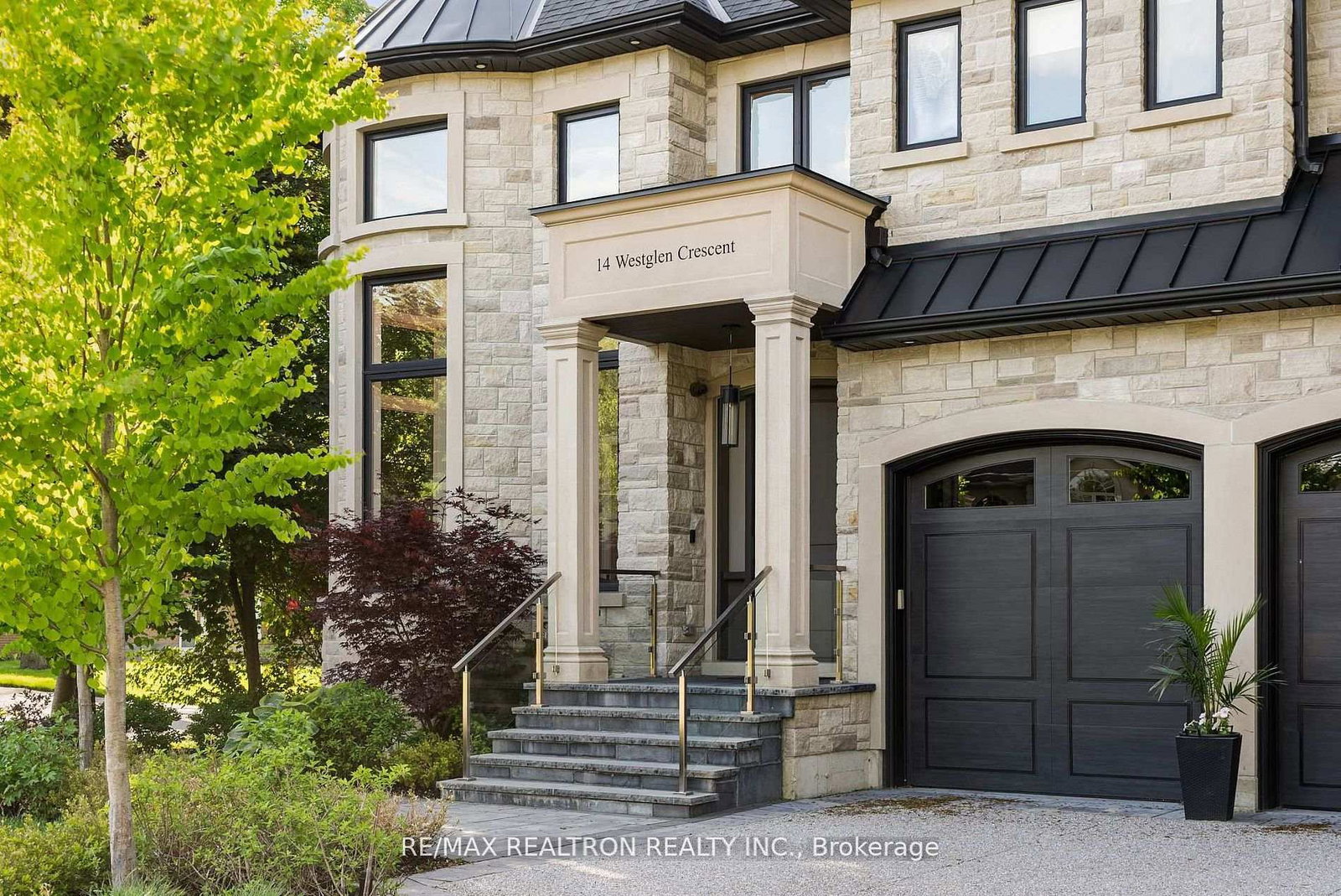 Property at 14 Westglen