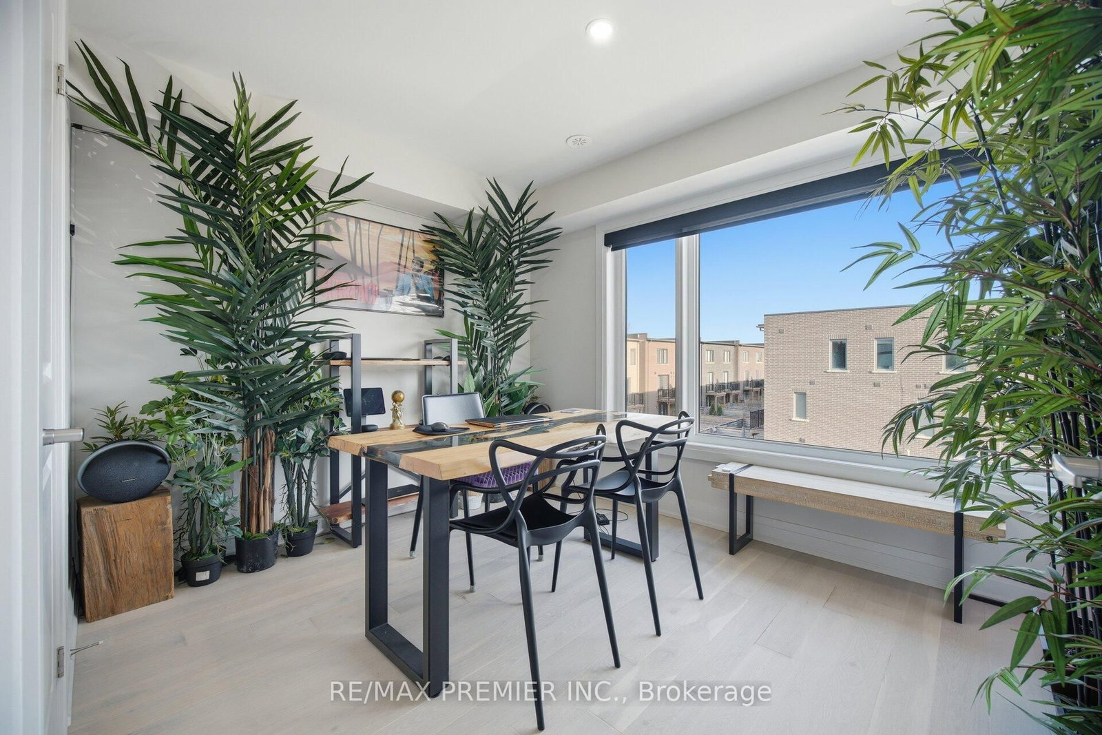 43 Wild Rose Gardens • Toronto, ON photo 30