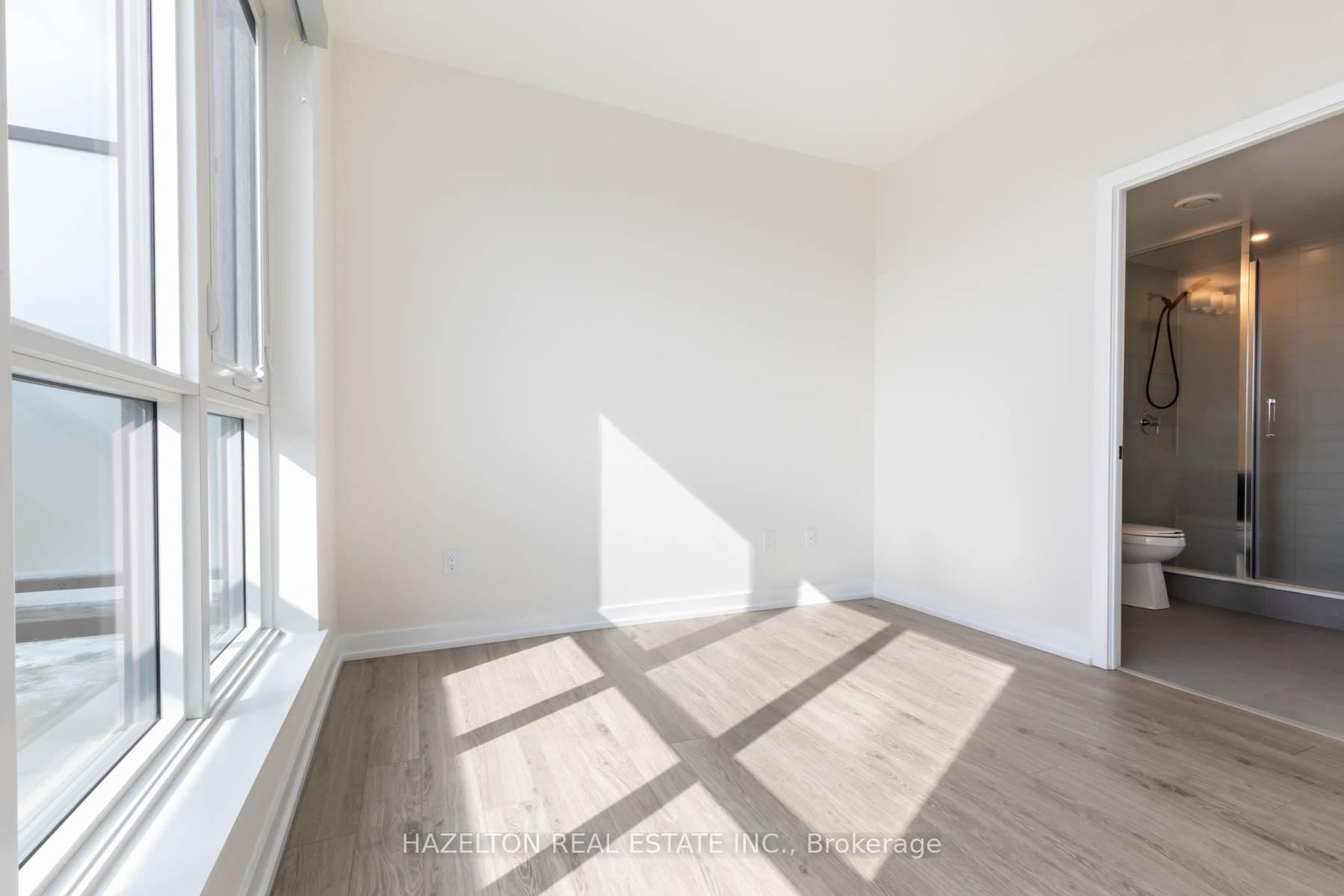 Junction Area, Toronto photo 16