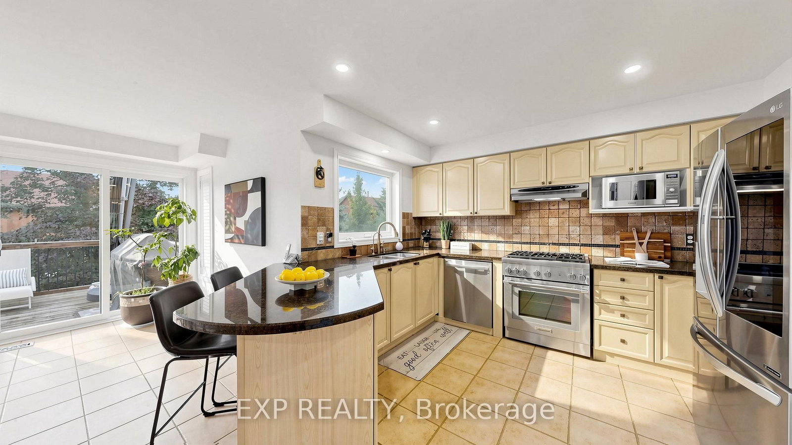 16 Curry Crescent • Halton Hills, ON photo 12