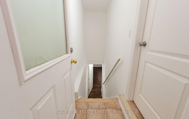 Lower - 6 Fairhill Avenue