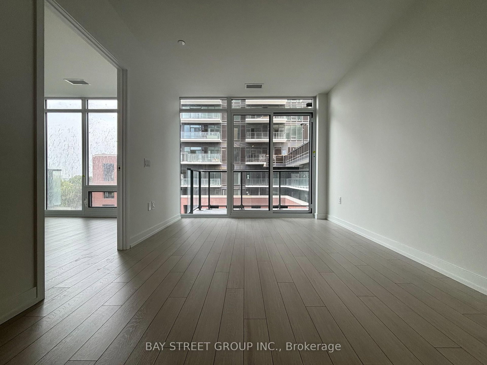 605-4010 Eglinton Avenue, Toronto, ON, photo 5