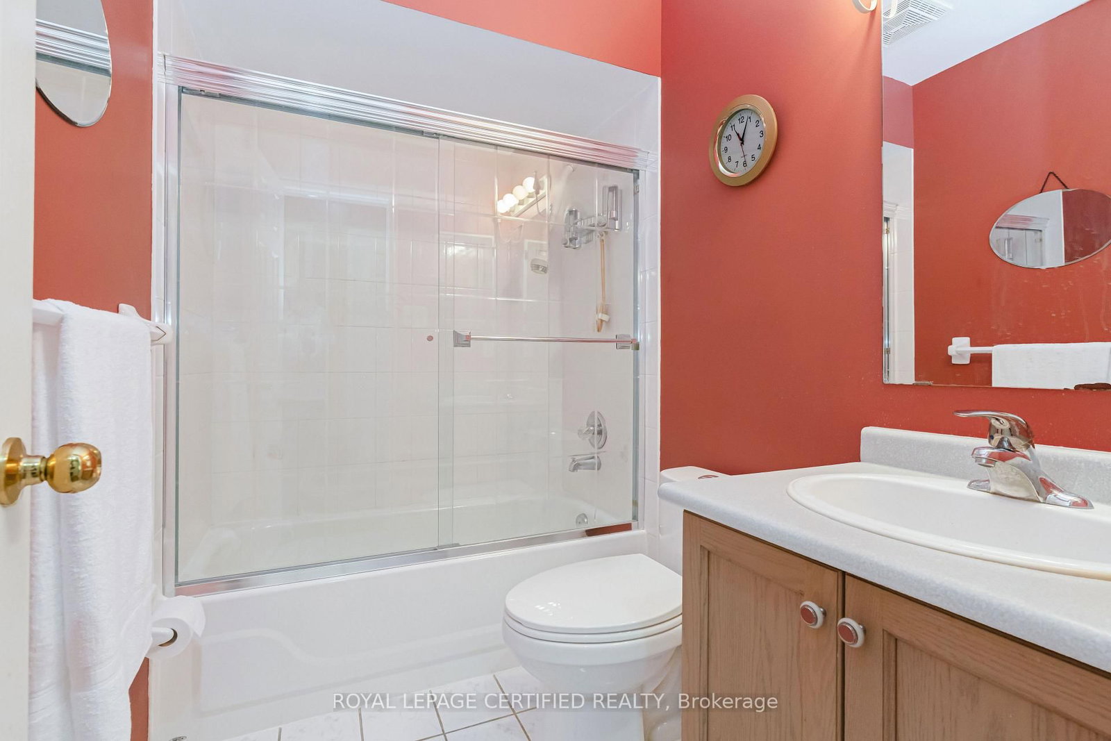 45 Springview Drive • Brampton, ON photo 14