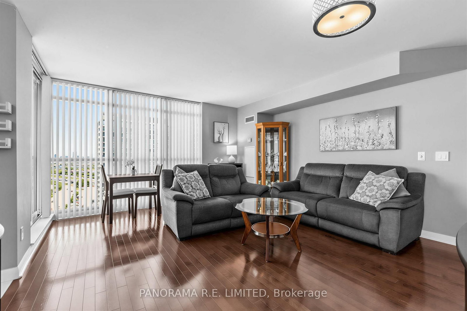 1810-235 Sherway Gardens Road, Toronto, ON, photo 2