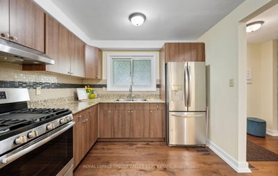 7 Hillpark Brampton,ON L6S 1R1 — Photo 17