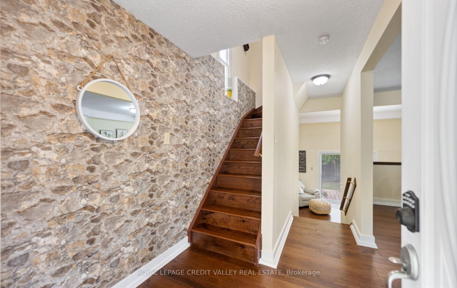 7 Hillpark Trail • Brampton, ON photo 8