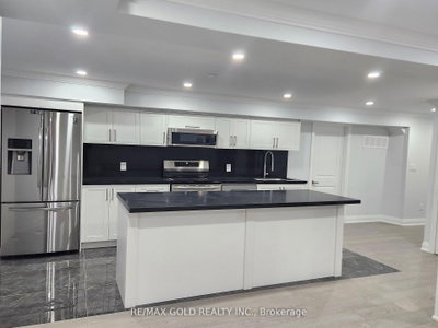 Unit Bsmt — 1671 Sir Monty's Drive — photo 2