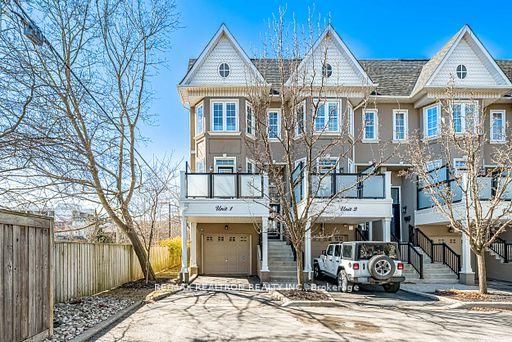 117 Nelson Oakville,ON L6L 3J1