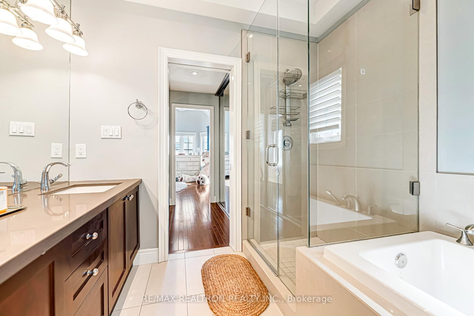 117 Nelson Oakville,ON L6L 3J1 — Photo 32