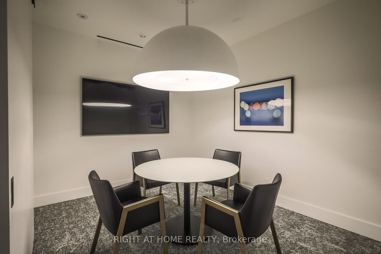 285 Dufferin Street • #704 • Toronto, ON photo 33