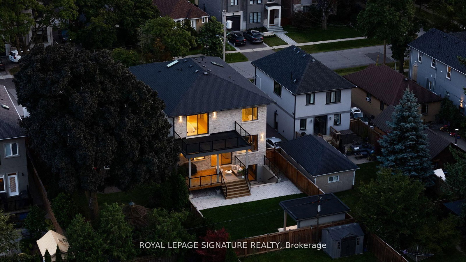 34 Edgecroft Road • Toronto, ON photo 43