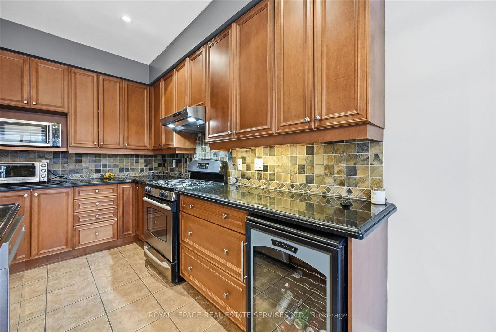 2170 Brookhaven Crescent • Oakville, ON photo 15