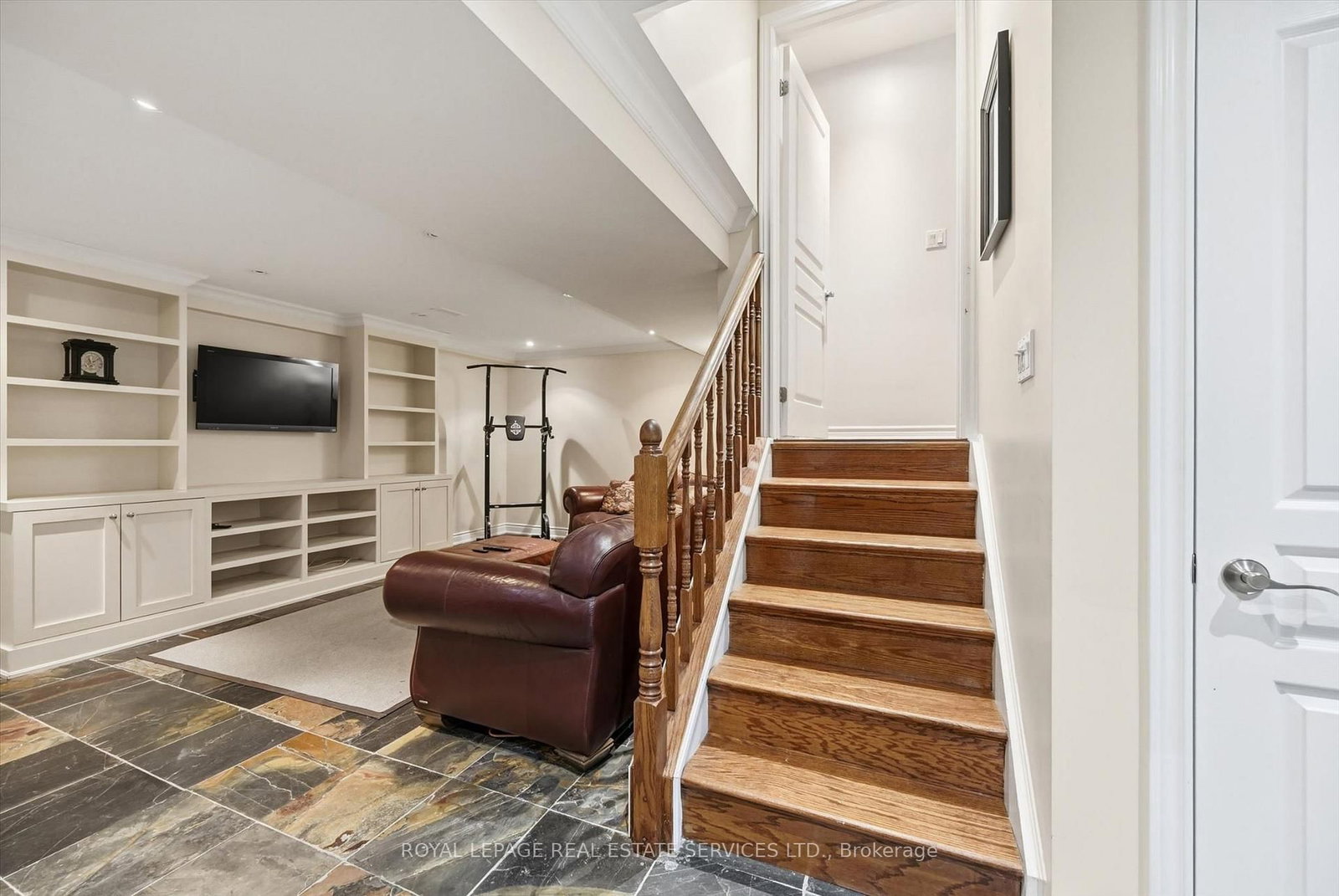 2170 Brookhaven Crescent • Oakville, ON photo 36