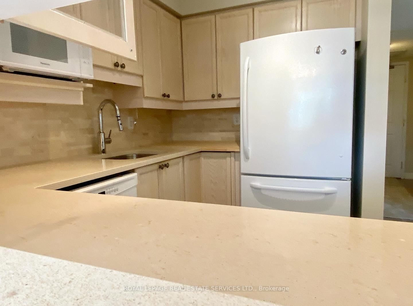 216C W Plains Road West Road • #402 • Burlington, ON photo 21