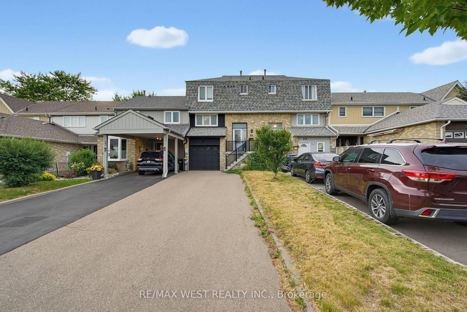 24 Primrose Crescent • Brampton, ON photo 1
