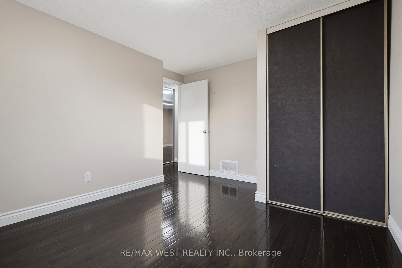 24 Primrose Crescent • Brampton, ON photo 16