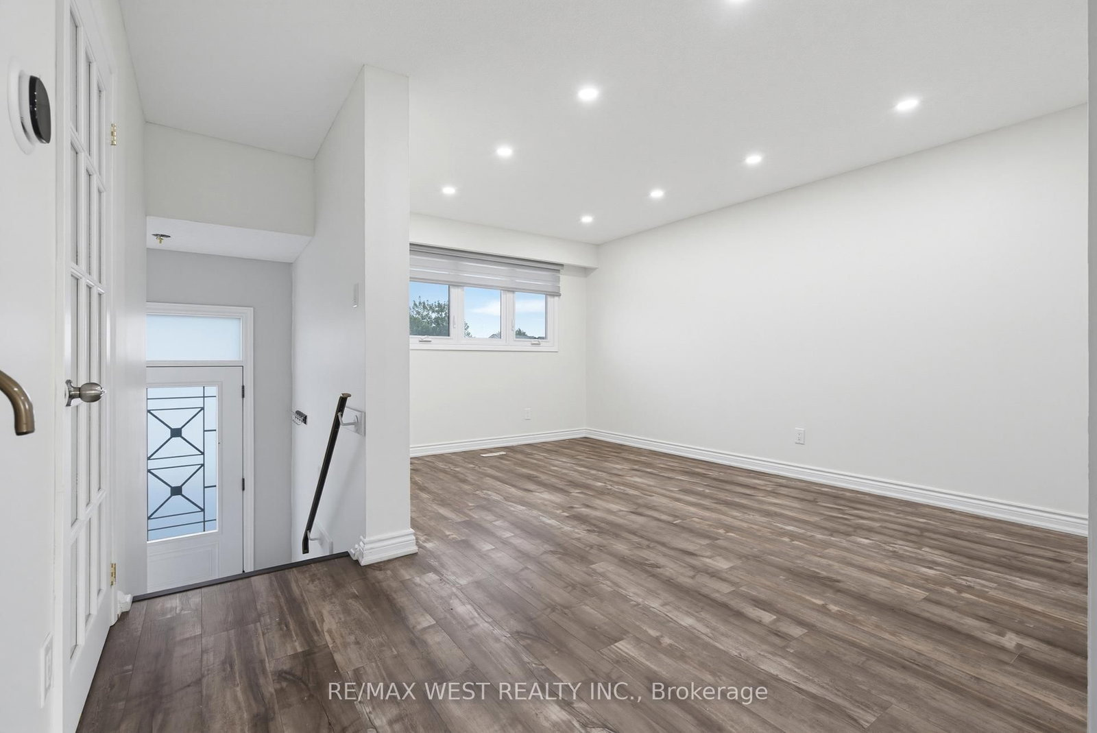 24 Primrose Crescent • Brampton, ON photo 6