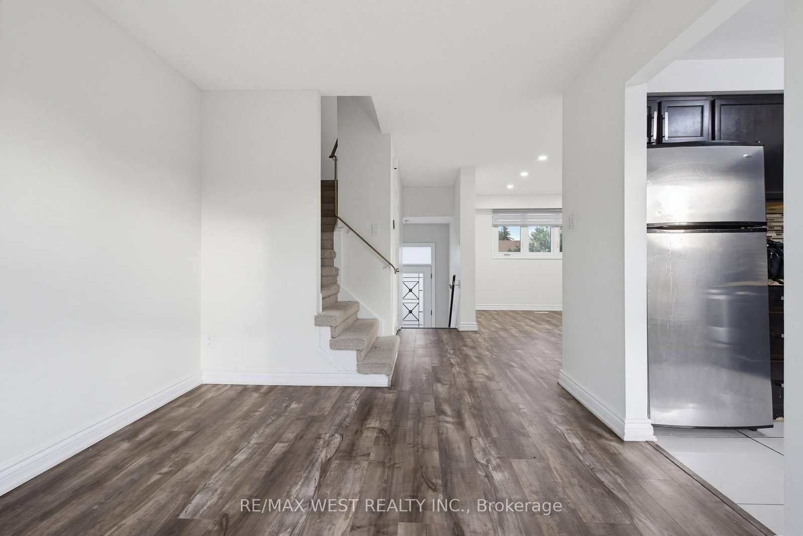 24 Primrose Crescent • Brampton, ON photo 9
