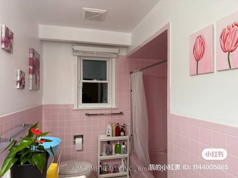 68 Claver Ave photo 4