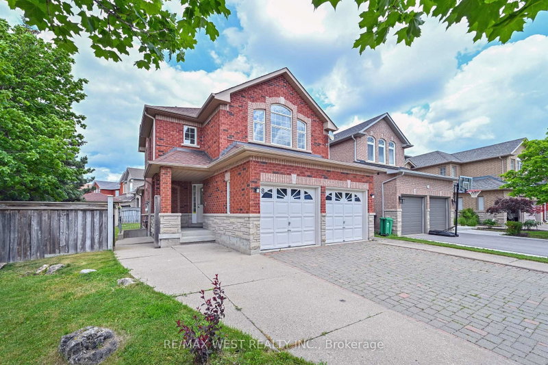 8 Terrastone Court