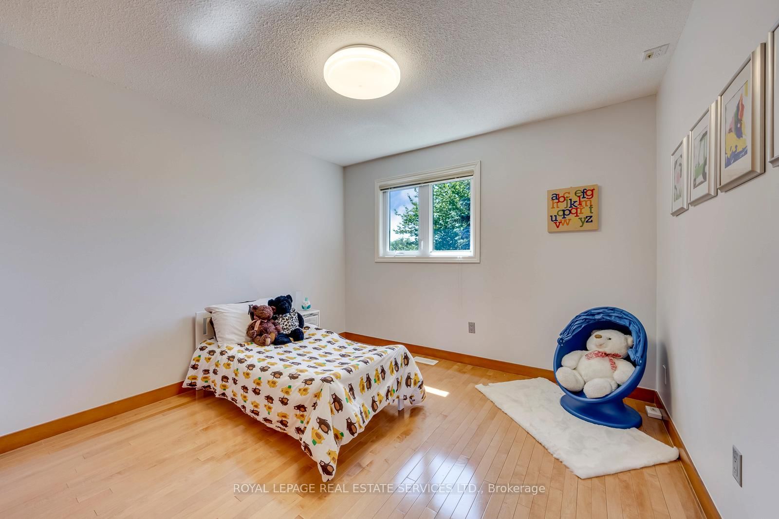 300 Canital Court • Mississauga, ON photo 27