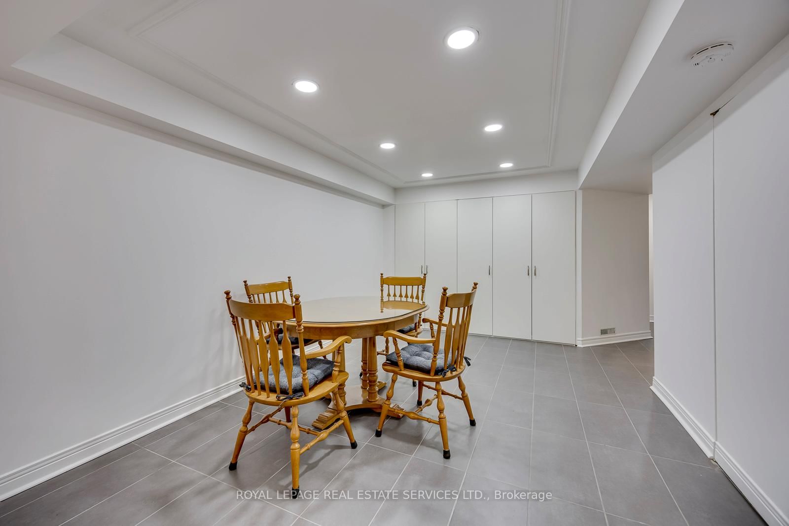 300 Canital Court • Mississauga, ON photo 31