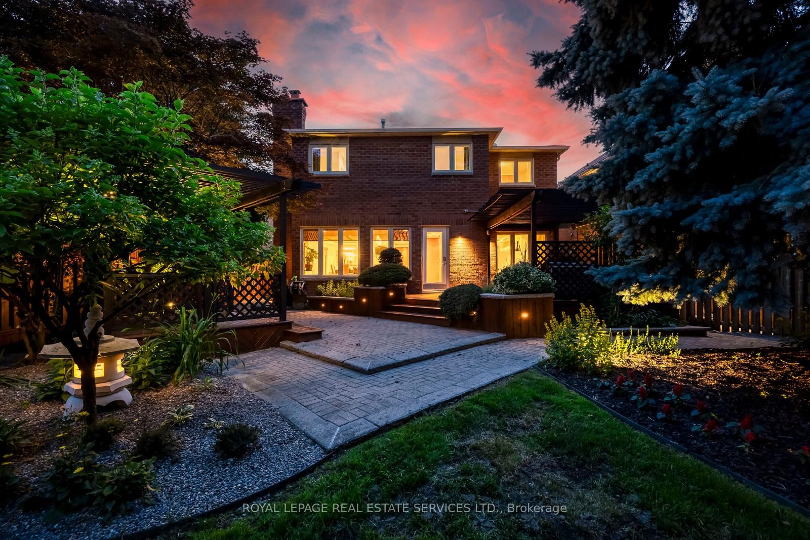 300 Canital Court • Mississauga, ON photo 44