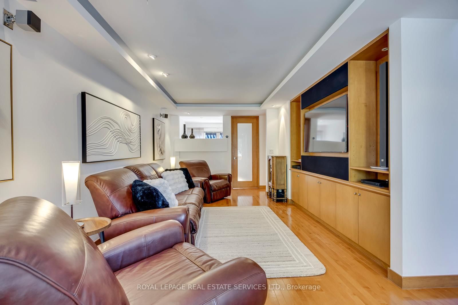300 Canital Court • Mississauga, ON photo 6