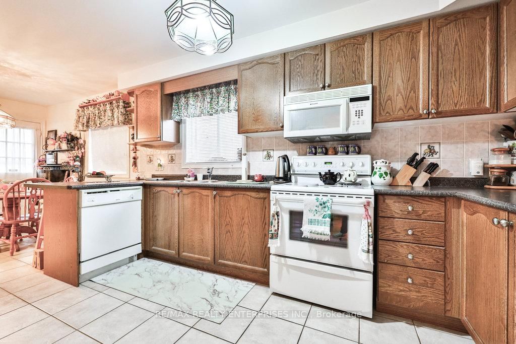 3 Jack Kenny Court • Caledon, ON photo 11