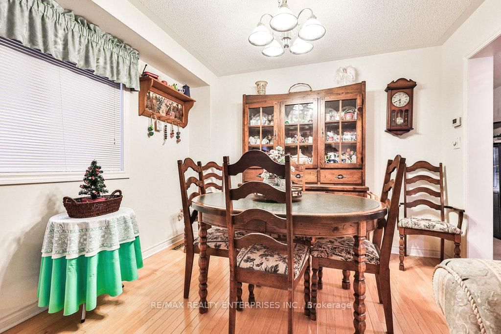 3 Jack Kenny Court • Caledon, ON photo 9