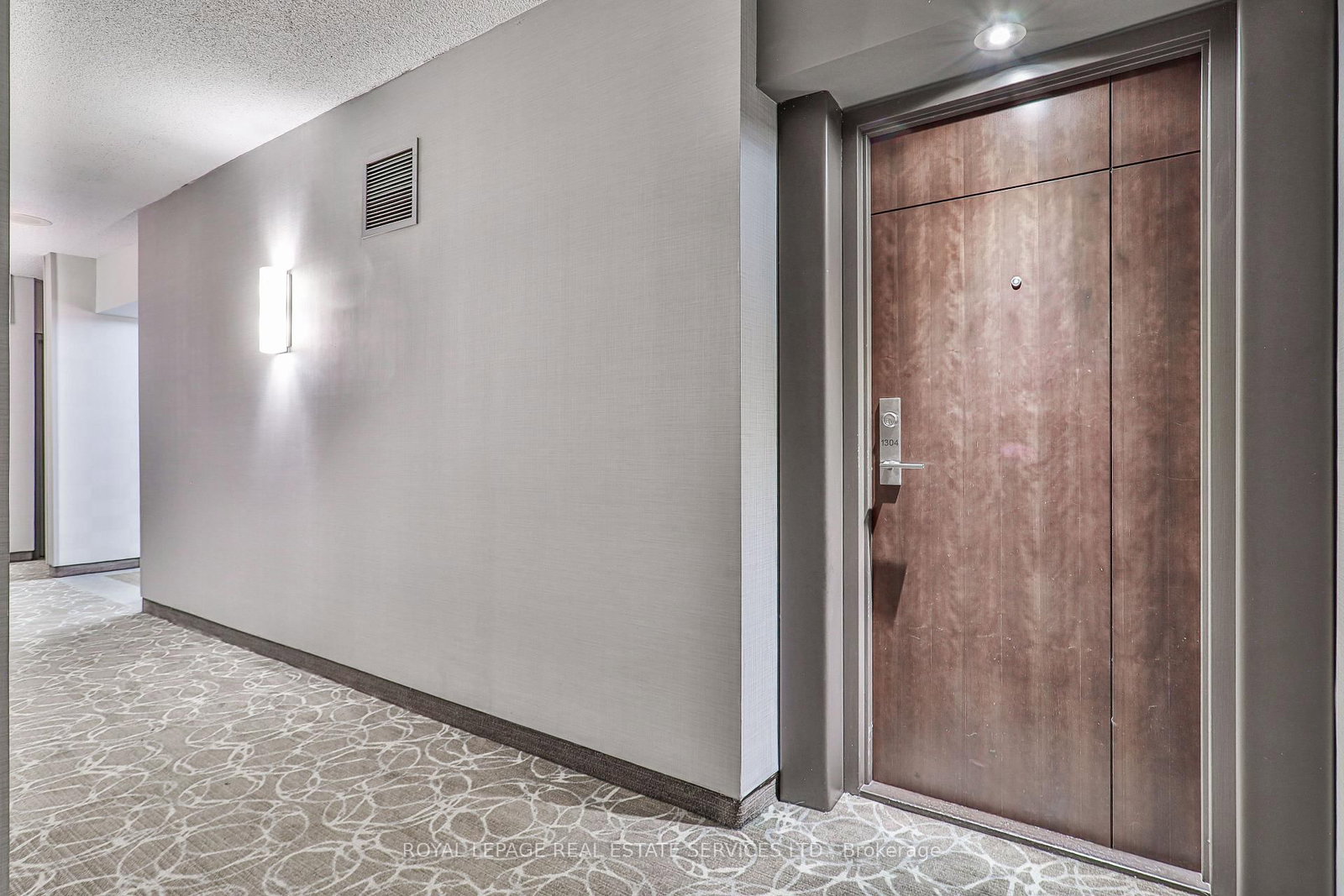 1304-2267 Lakeshore Boulevard, Toronto, ON, photo 4