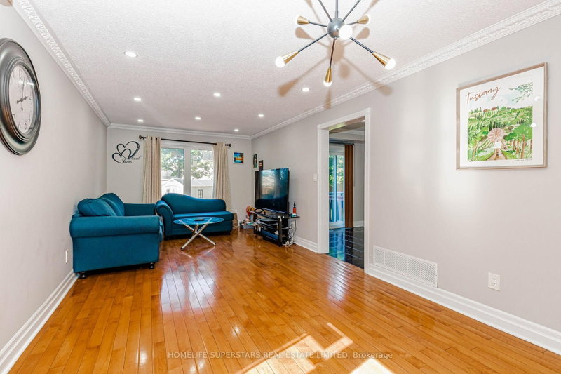 26 Amazon Brampton,ON L6R 1C7 — Photo 13