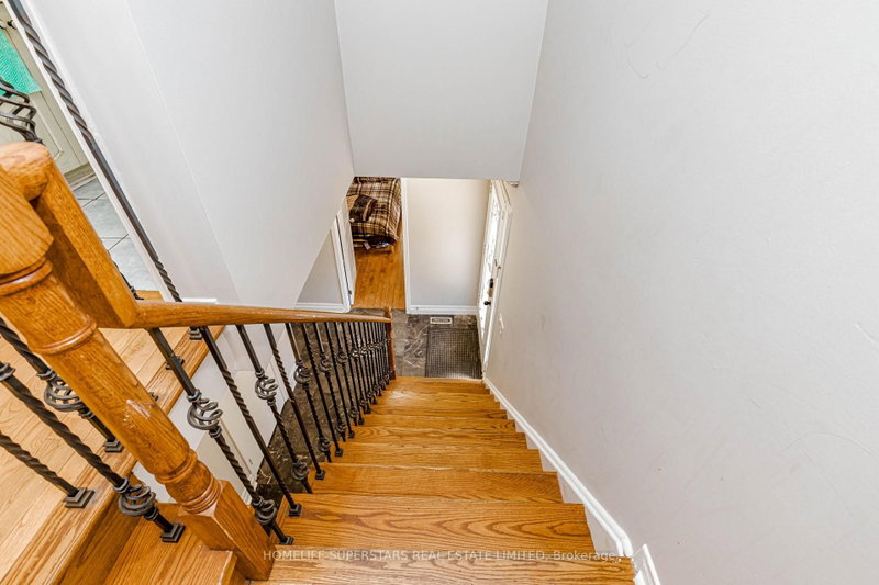 26 Amazon Brampton,ON L6R 1C7 — Photo 26