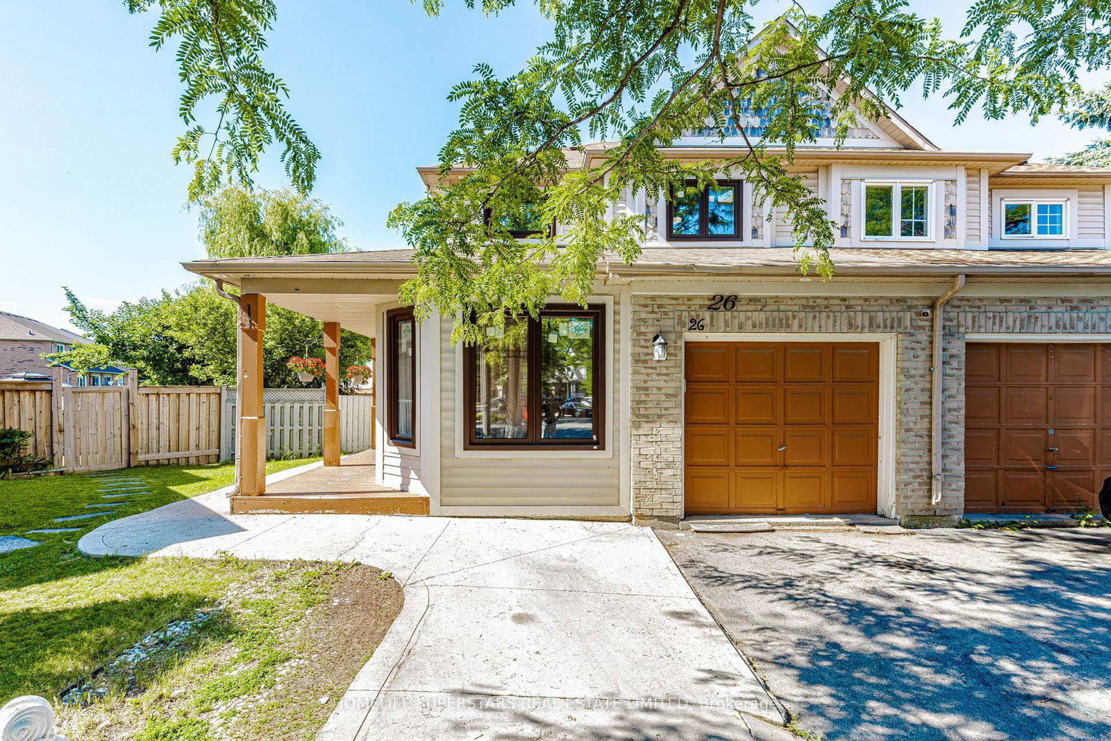 26 Amazon Brampton,ON L6R 1C7 — Photo 6