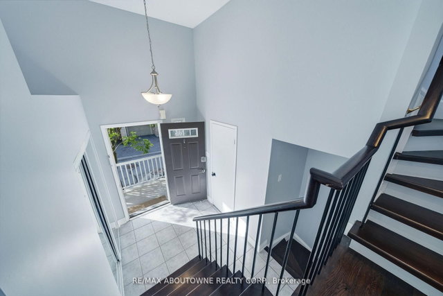 54 - 7105 Branigan Gate
