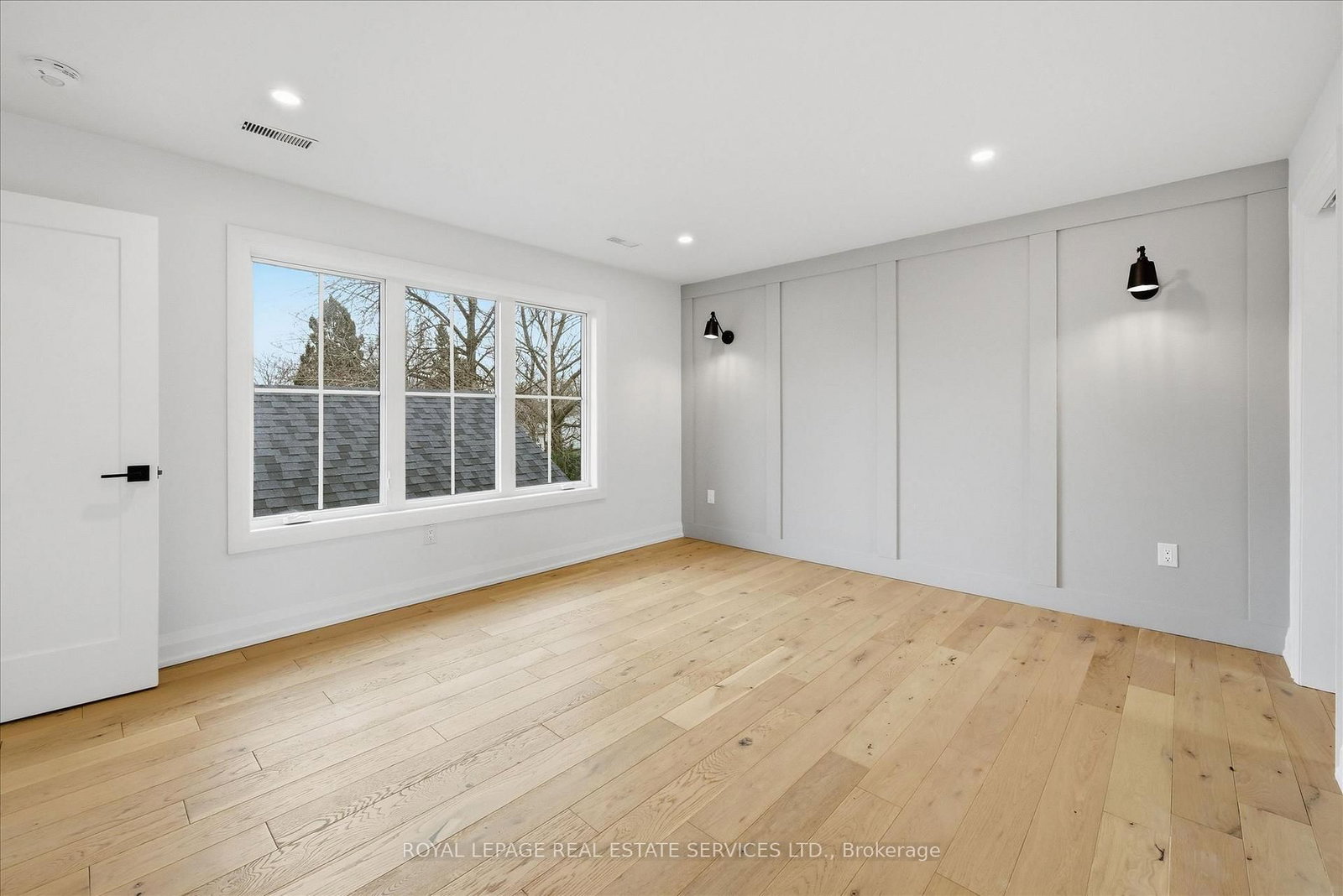 2212 Urwin Crescent • Oakville, ON photo 21