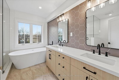 2212 Urwin Oakville,ON L6L 2T2 — Photo 24