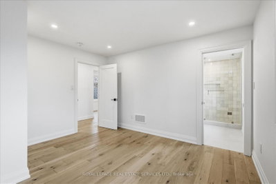 2212 Urwin Oakville,ON L6L 2T2 — Photo 29