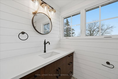 2212 Urwin Oakville,ON L6L 2T2 — Photo 34