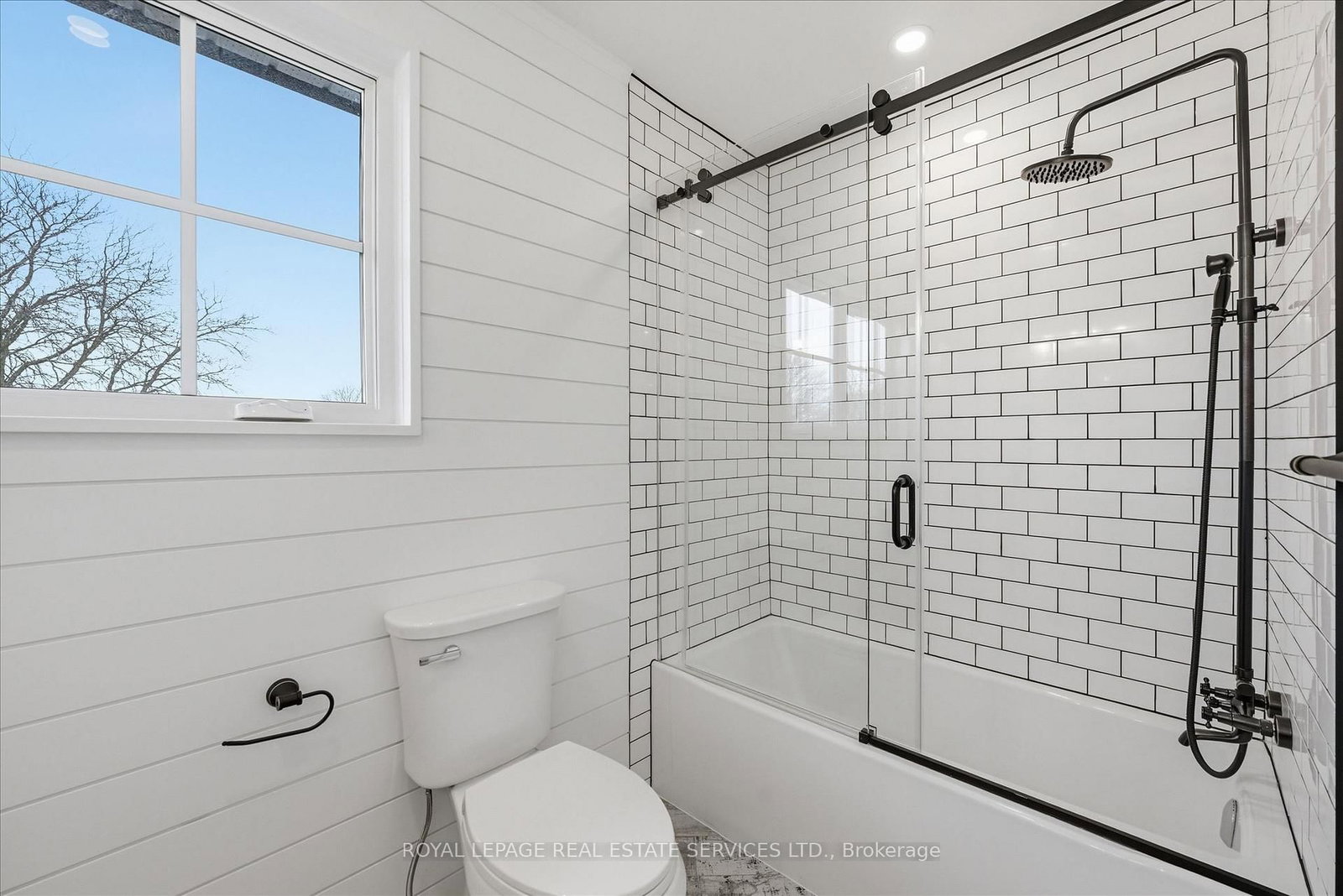 2212 Urwin Crescent • Oakville, ON photo 35