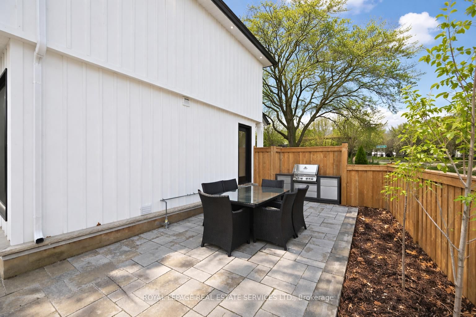 2212 Urwin Crescent • Oakville, ON photo 45