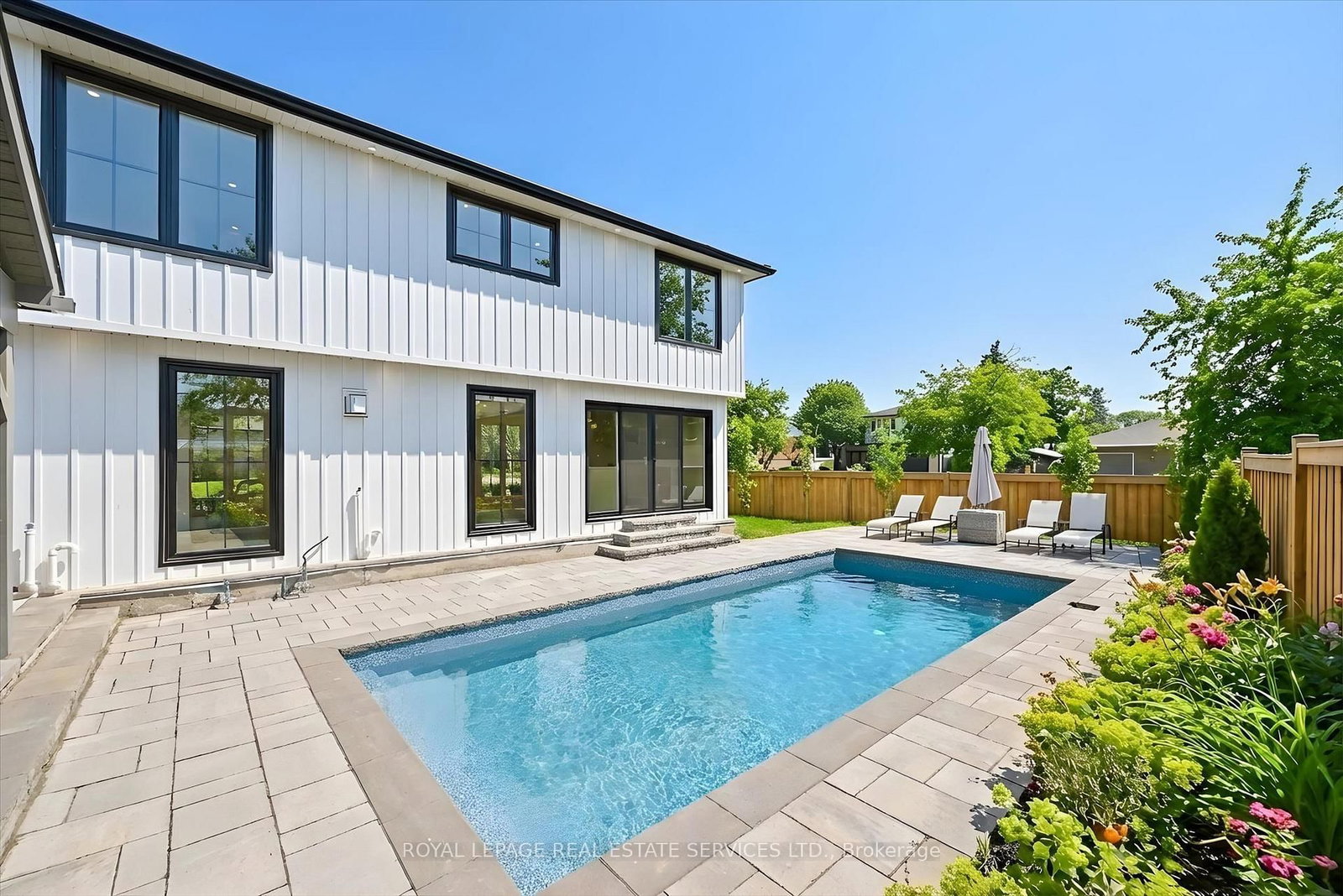2212 Urwin Crescent • Oakville, ON photo 46