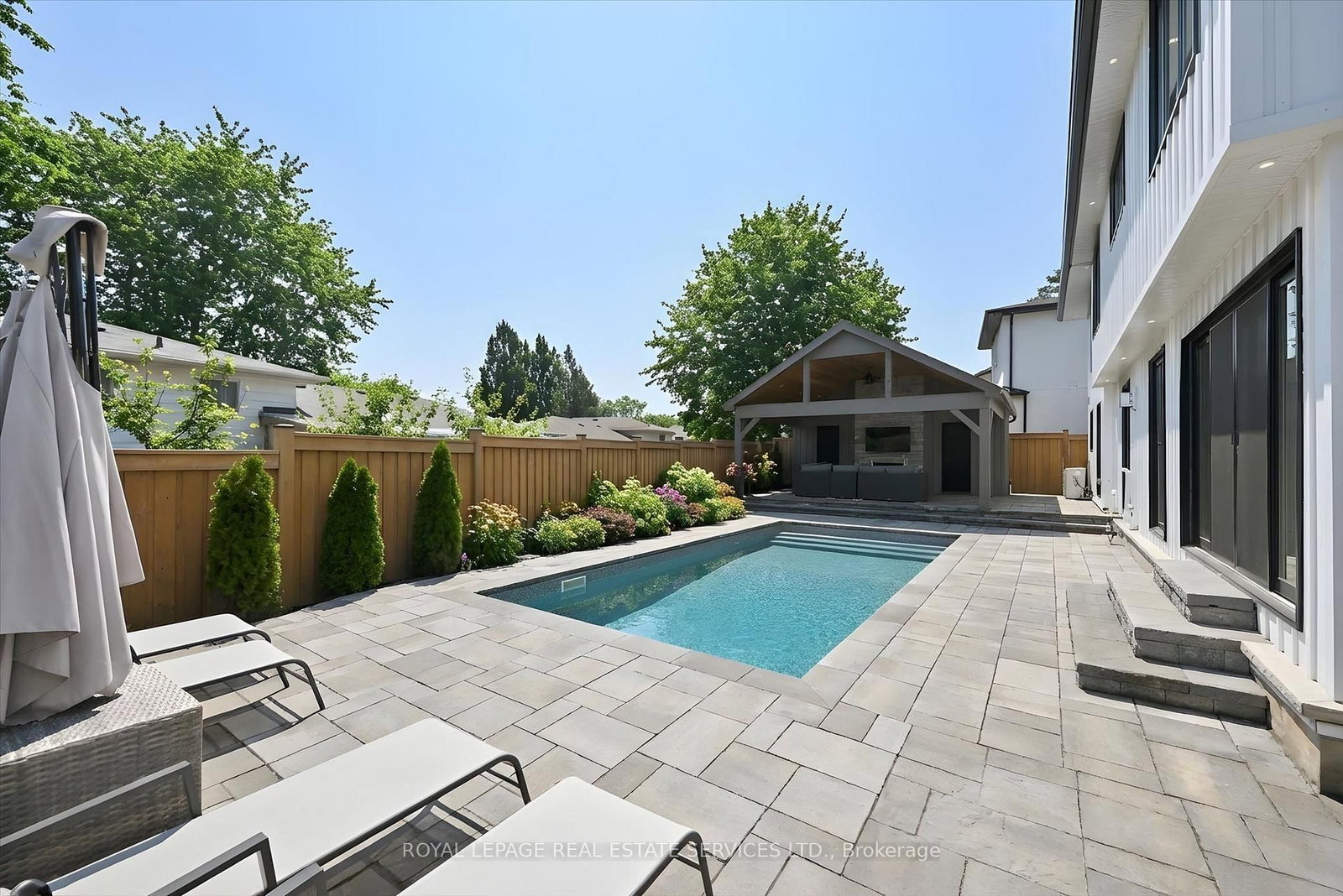 2212 Urwin Crescent • Oakville, ON photo 47