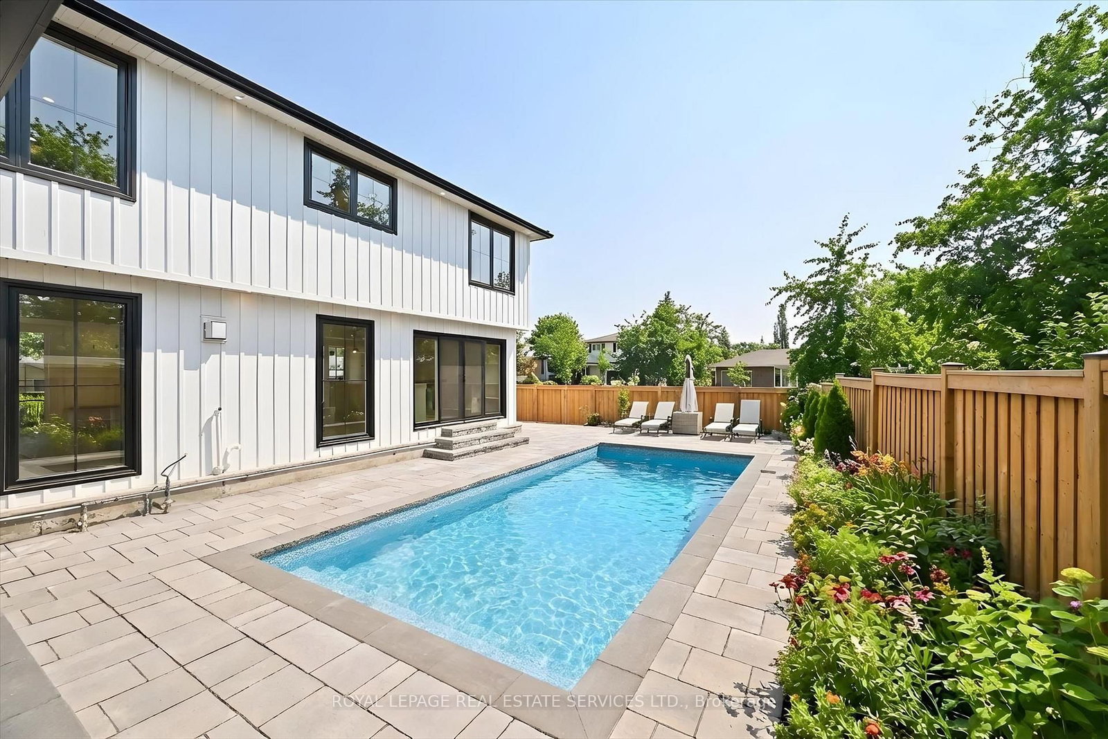 2212 Urwin Crescent • Oakville, ON photo 48